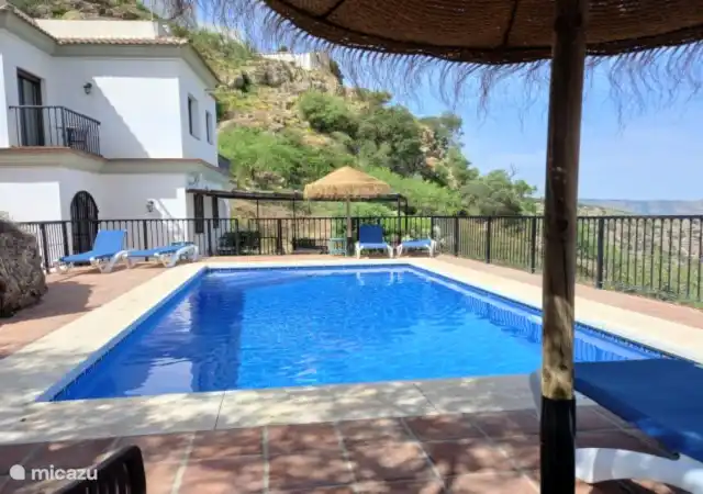 Zwembad en de Villa